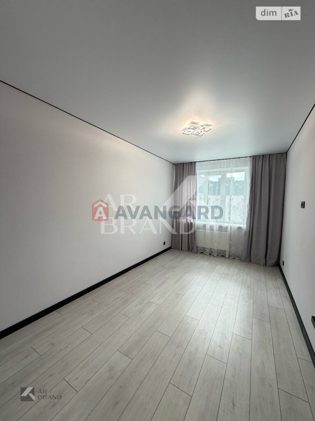 1 ��. ��������, 47/14/22 ��. �., 10/10 ������ ���� 5