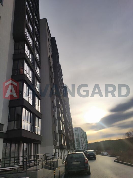 2 ��. ��������, 73/-/16 ��. �., 3/11 ������ ���� 8