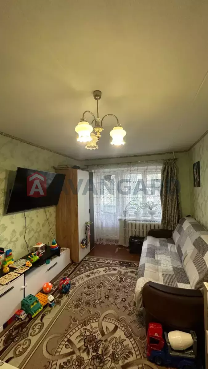 1 ��. ��������, 31/18/6 ��. �., 2/5 ������ ���� 9