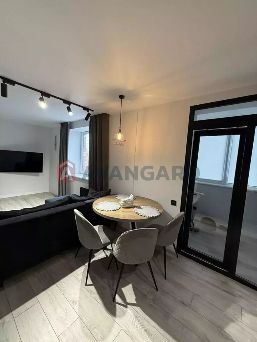 2 ��. ��������, 60/-/15 ��. �., 12/12 ������ ���� 4