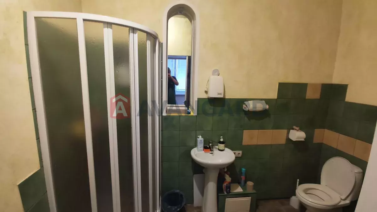 3 ��. ��������, 155/-/38 ��. �., 3/4 ������ ���� 8