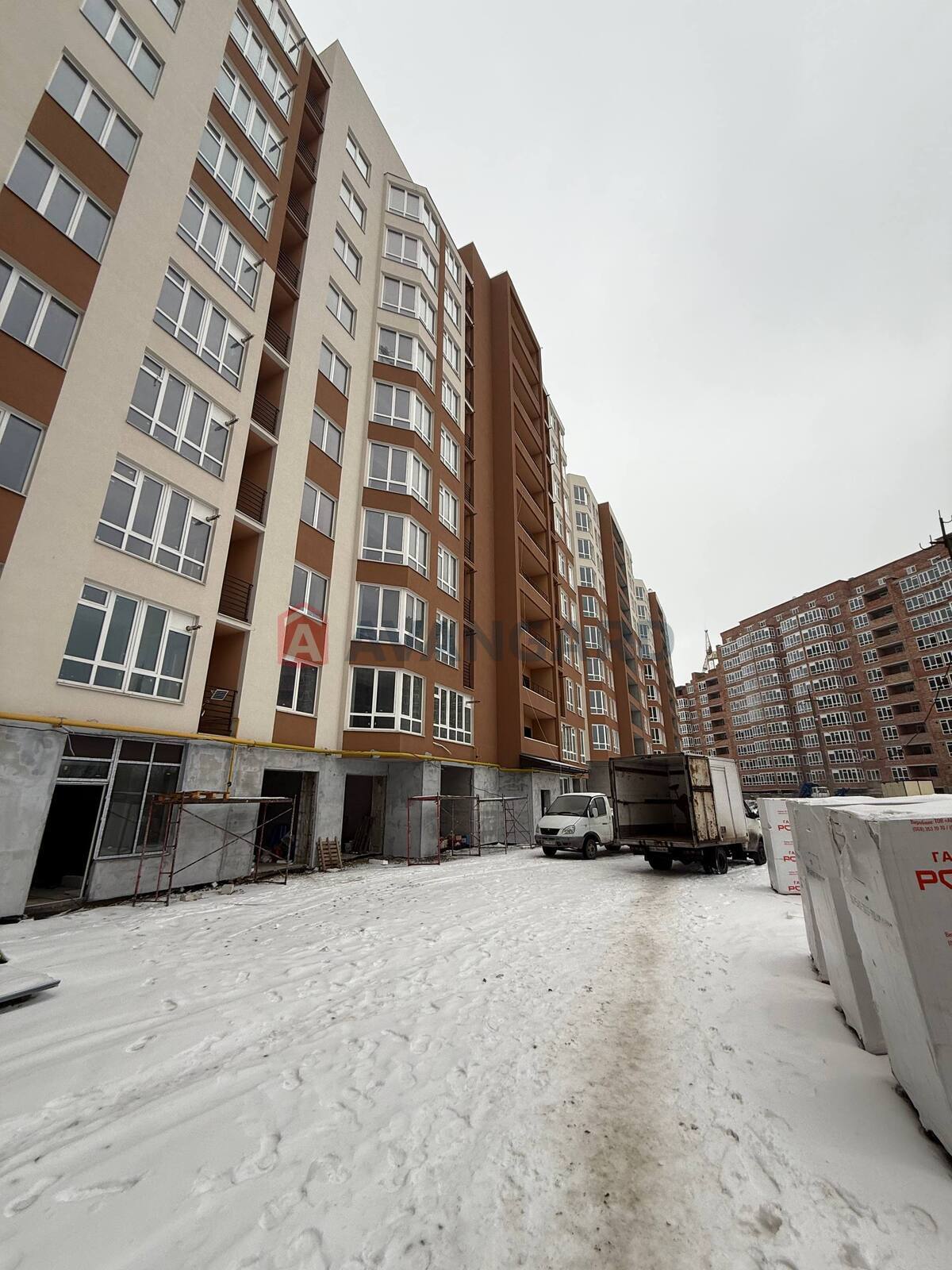 2 ��. ��������, 71/45/17 ��. �., 9/10 ������ ���� 3