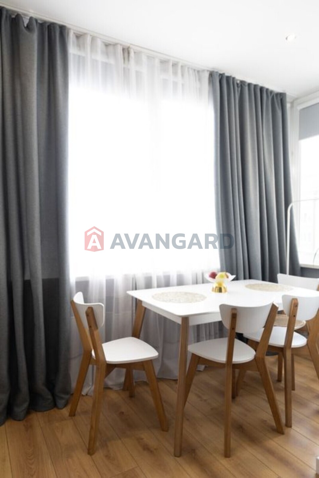 3 ��. ��������, 107/-/36 ��. �., 9/11 ������ ���� 4