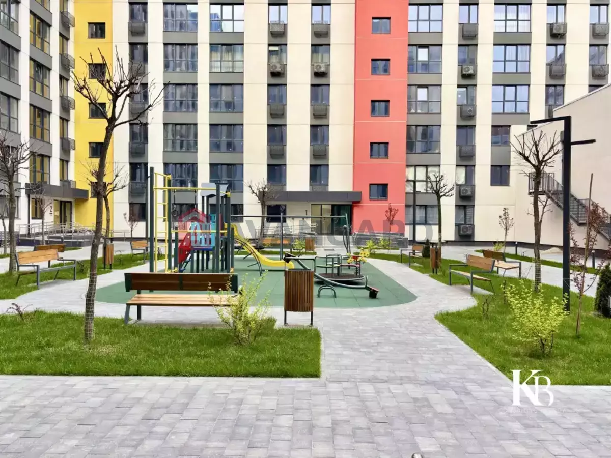 1 ��. ��������, 42/37/- ��. �., 9/10 ������ ���� 7