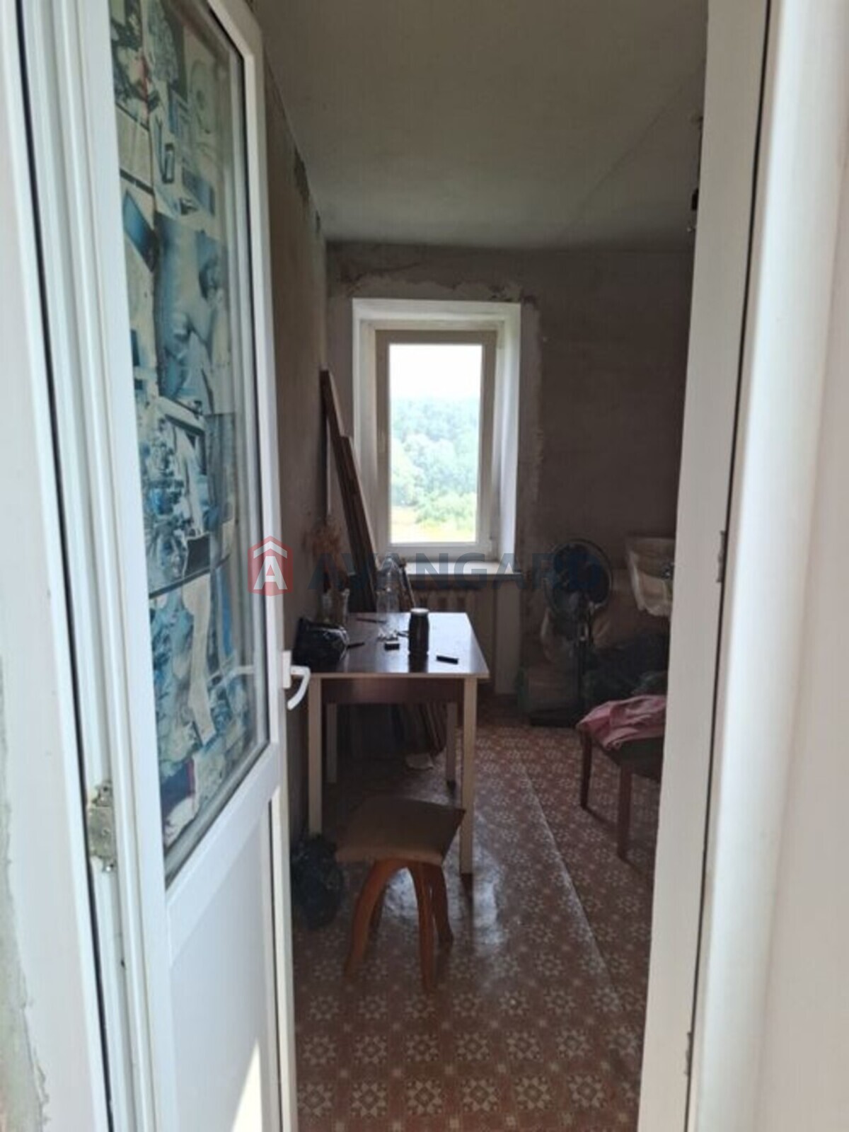 3 ��. ��������, 76/-/10 ��. �., 8/10 ������ ���� 5