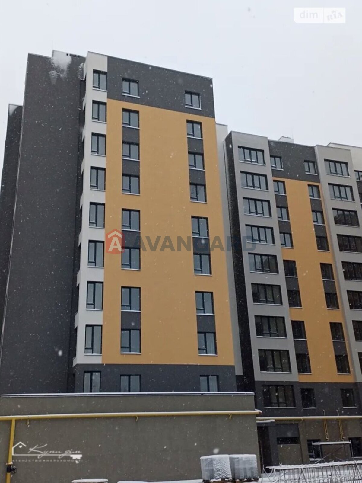 3 ��. ��������, 84/48/13 ��. �., 8/10 ������ ���� 3