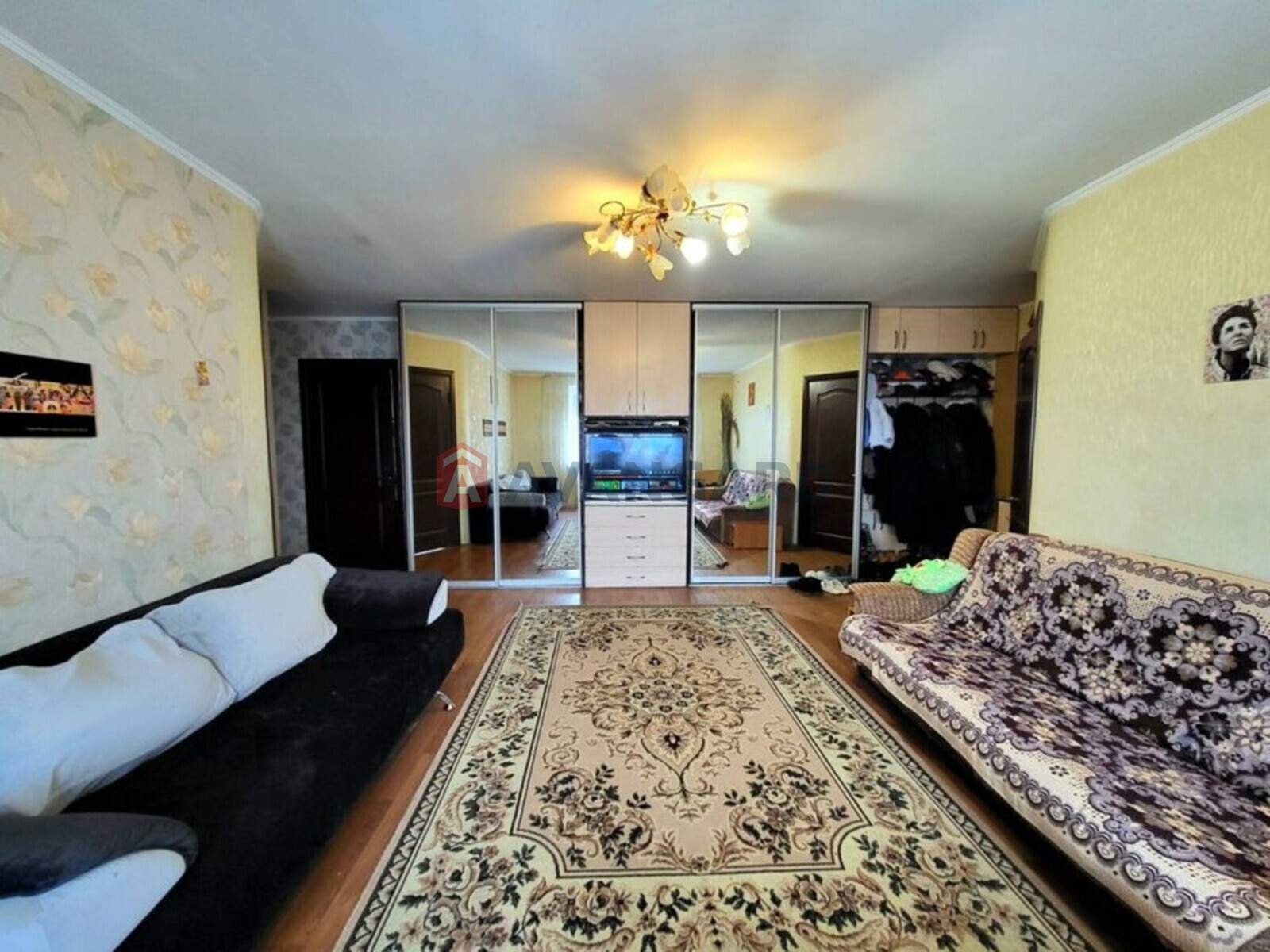 4 ��. ��������, 95/-/12 ��. �., 10/10 ������ ���� 11