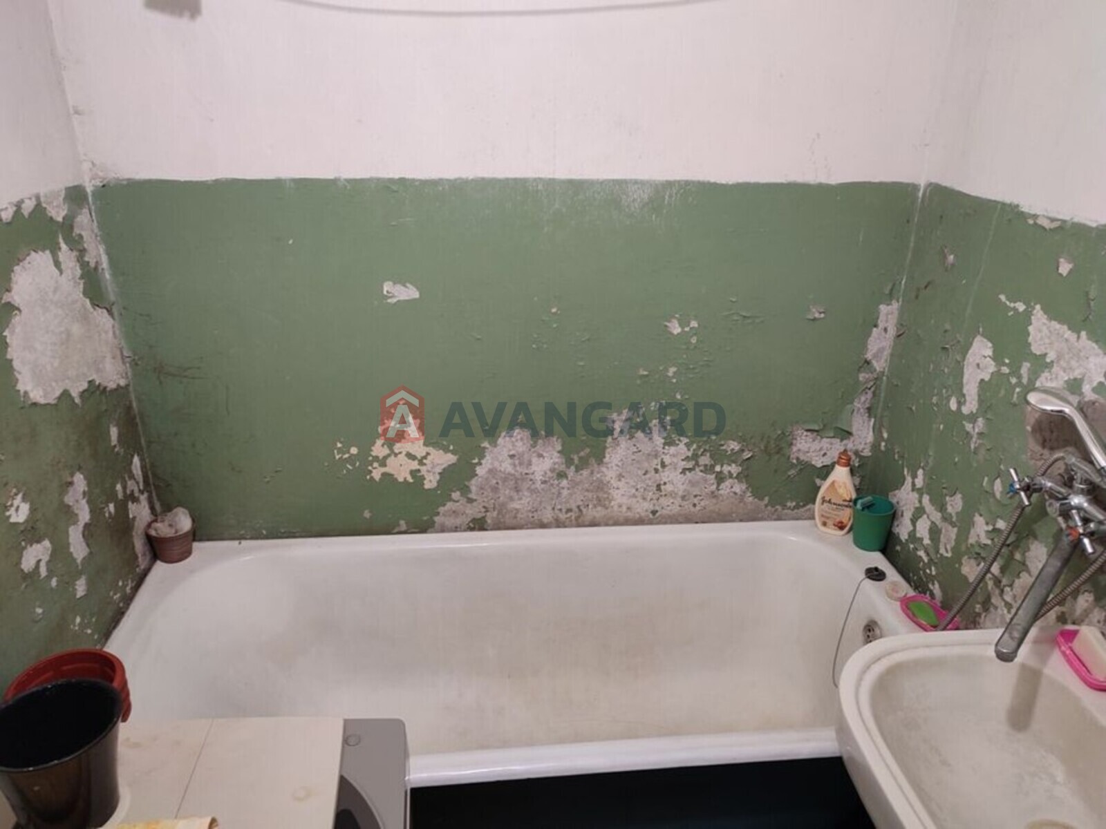 2 . , 49/-/8 . ., 9/9   3