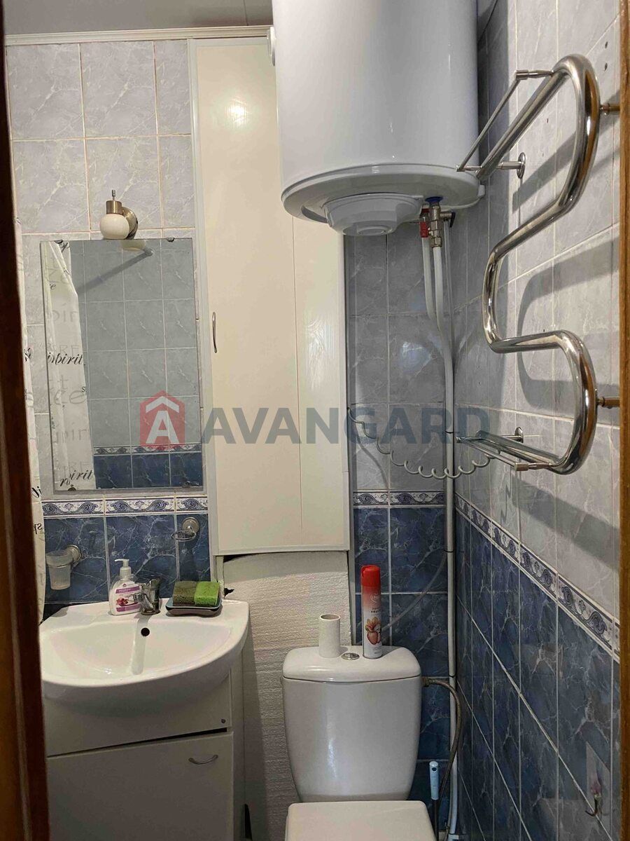 1 ��. ��������, 32/18/6 ��. �., 5/5 ������ ���� 8