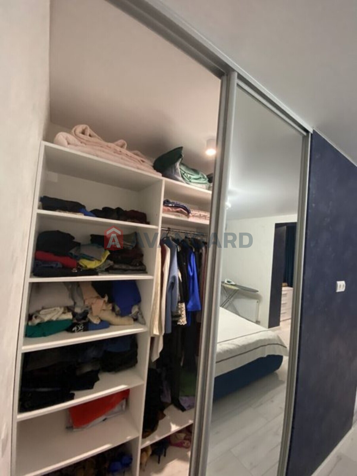 2 ��. ��������, 80/-/18 ��. �., 9/12 ������ ���� 6