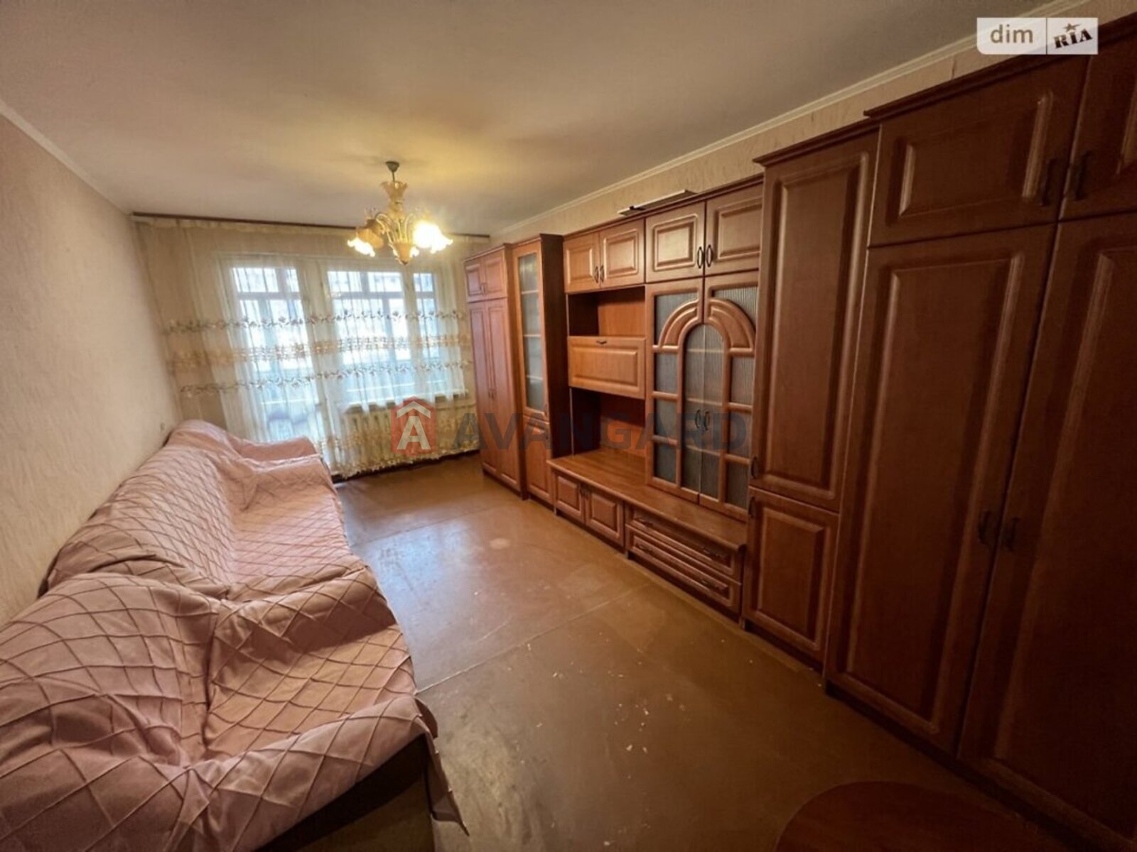 2 ��. ��������, 51,5/29,3/8,9 ��. �., 4/10 ������ ���� 1