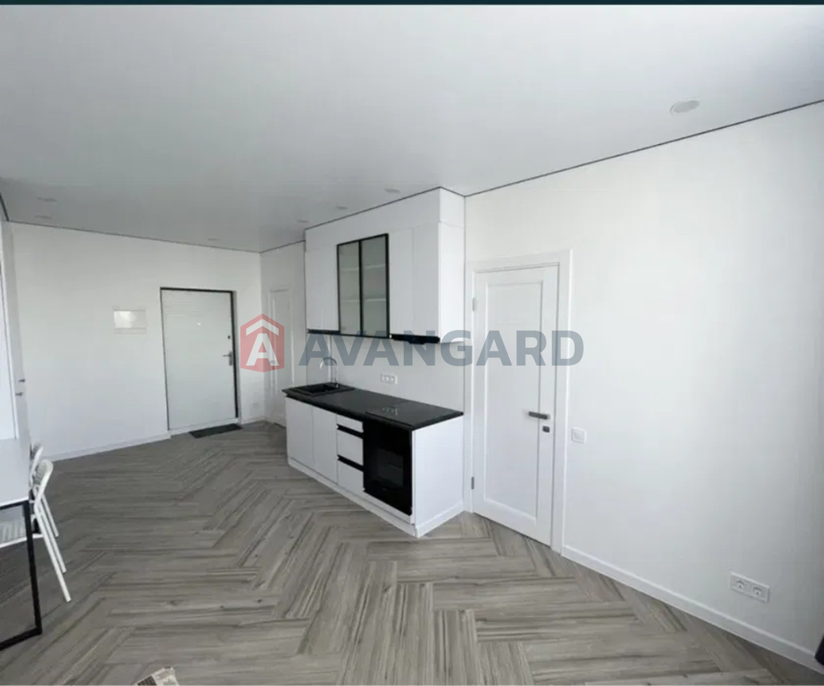 1 ��. ��������, 37/-/20 ��. �., 24/25 ������ ���� 12