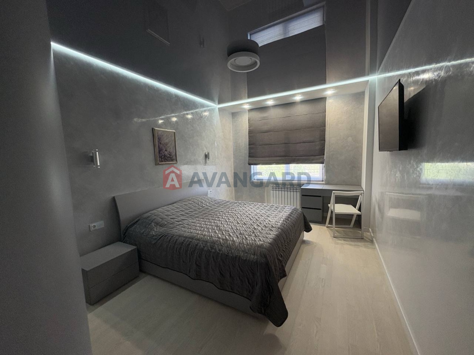 3 . , 80/-/7 . ., 2/9   2