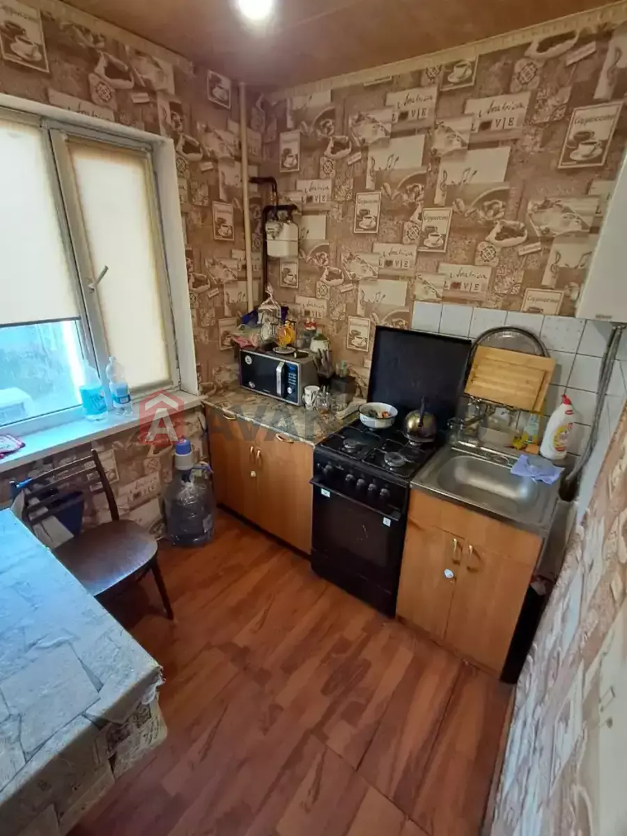 2 ��. ��������, 46/28/5 ��. �., 3/5 ������ ���� 1