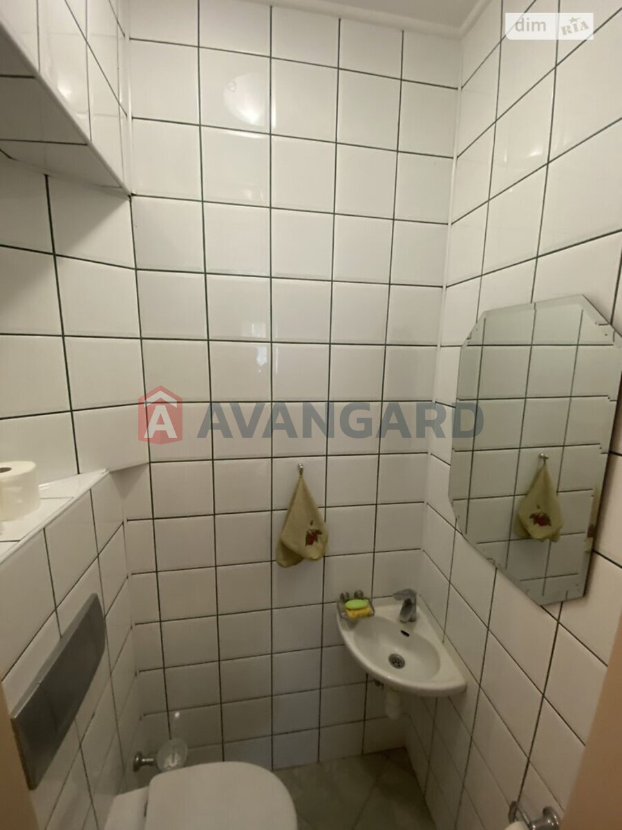 4 ����. ��������, 170/-/12 ��. �., 1/2 ���� ���� 12