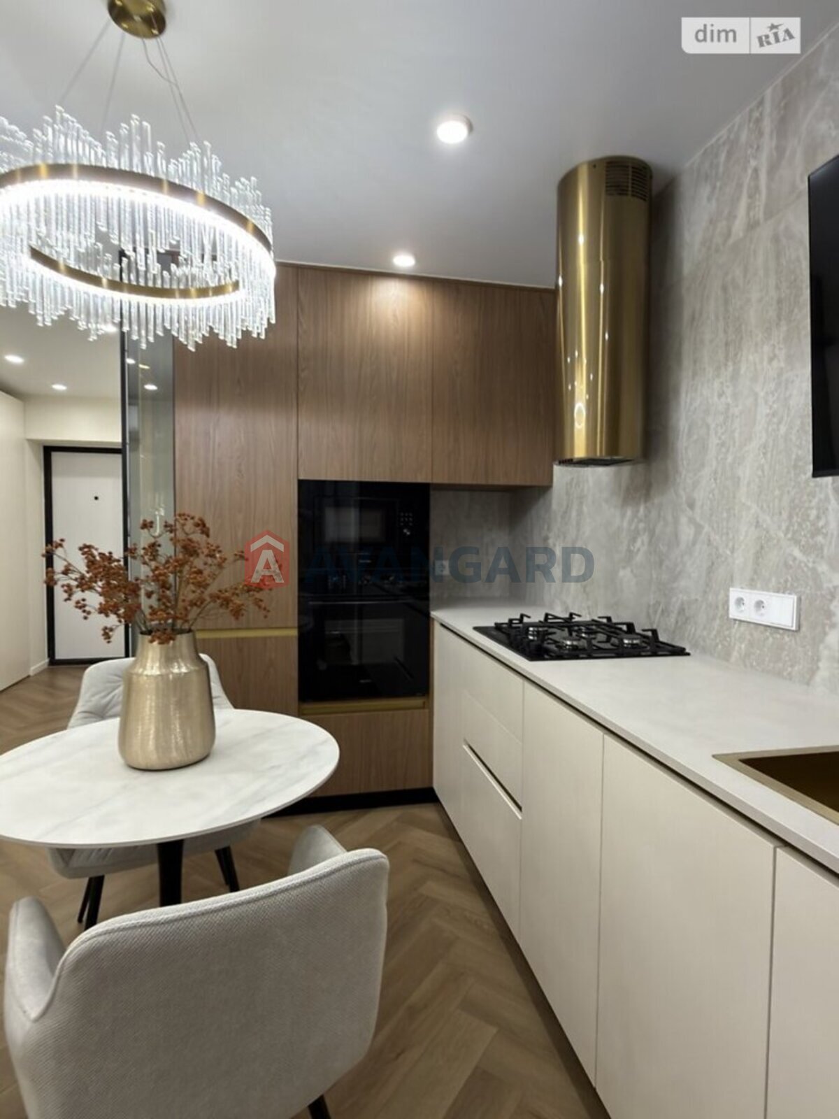 1 ����. ��������, 48/-/8 ��. �., 5/12 ���� ���� 1