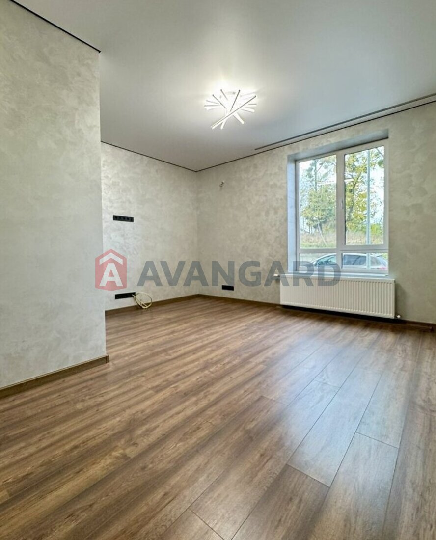 1 ��. ��������, 40/19/11 ��. �., 1/4 ������ ���� 1