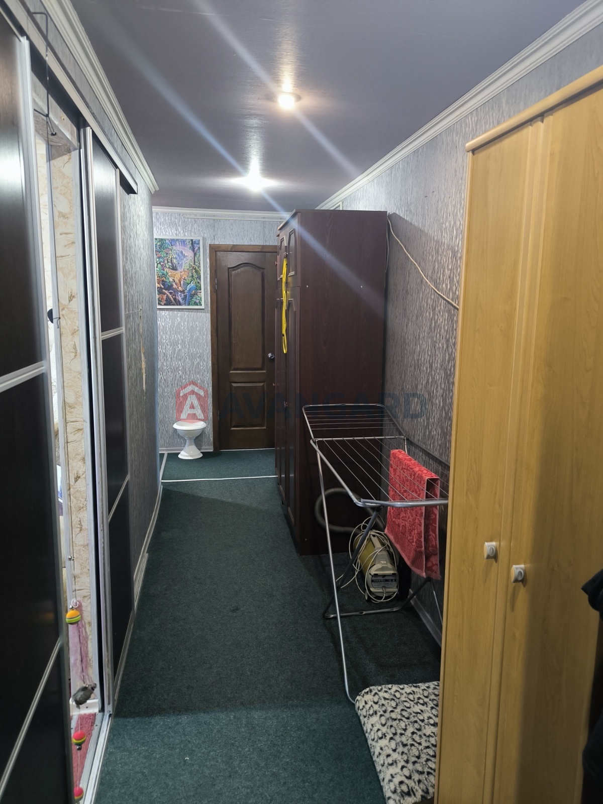 3 ��. ��������, 65/-/10 ��. �., 6/9 ������ ���� 9