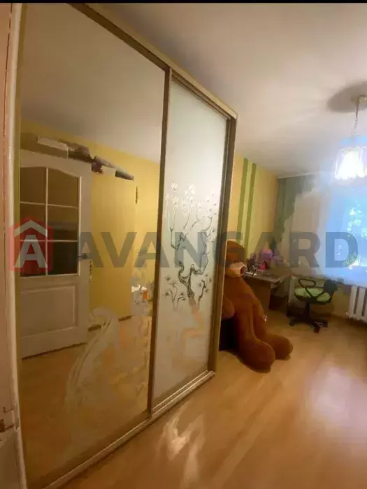 3 ��. ��������, 58/-/7 ��. �., 2/9 ������ ���� 17