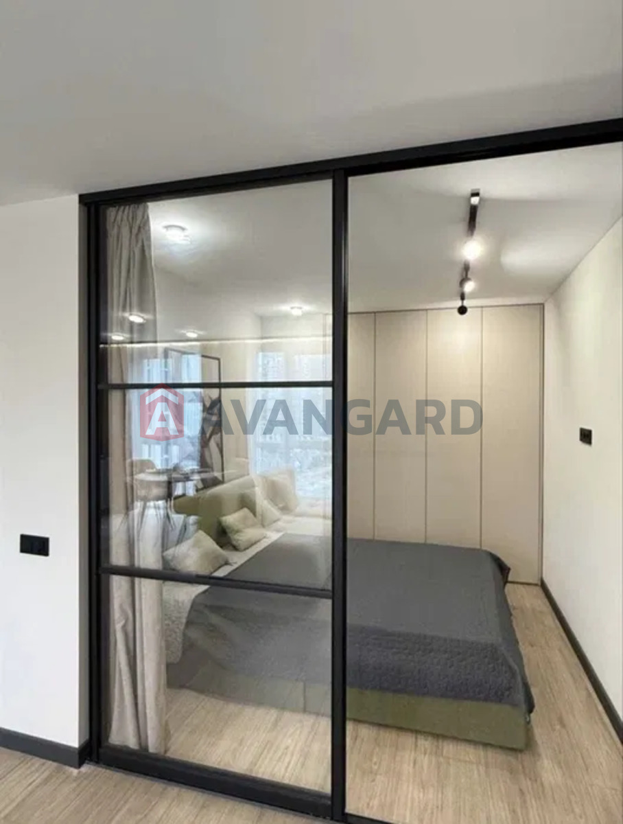 1 ��. ��������, 41/-/18 ��. �., 4/6 ������ ���� 7