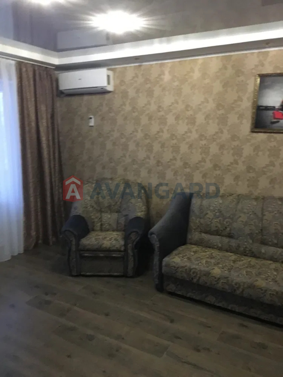 2 ����. ��������, 45/-/7 ��. �., 4/5 ���� ���� 1