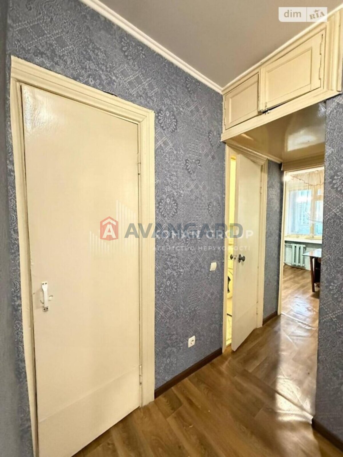 1 ��. ��������, 35/18/6 ��. �., 9/10 ������ ���� 7