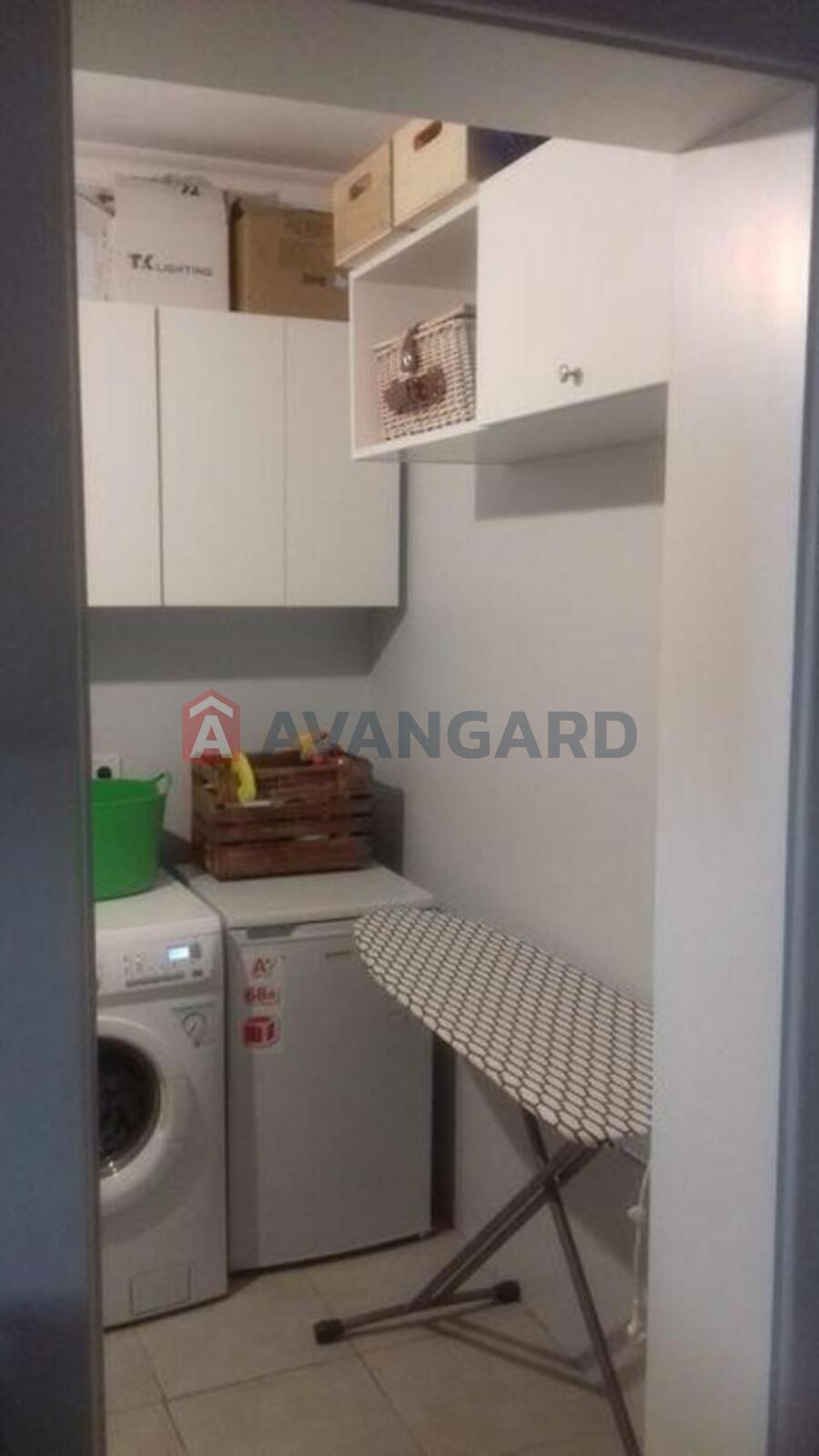 3 ��. ��������, 80/-/12 ��. �., 17/25 ������ ���� 6