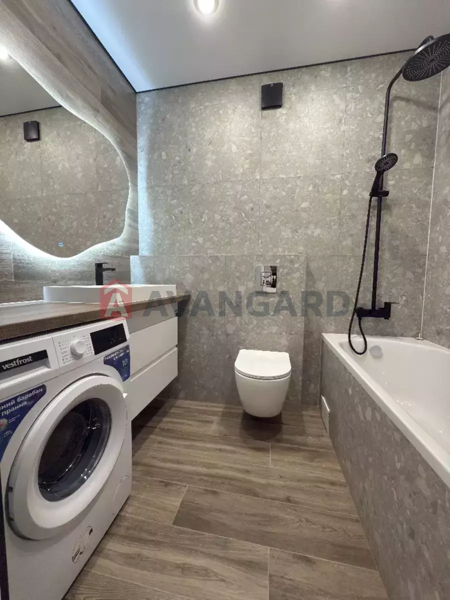 3 ��. ��������, 65/28/12 ��. �., 7/10 ������ ���� 7