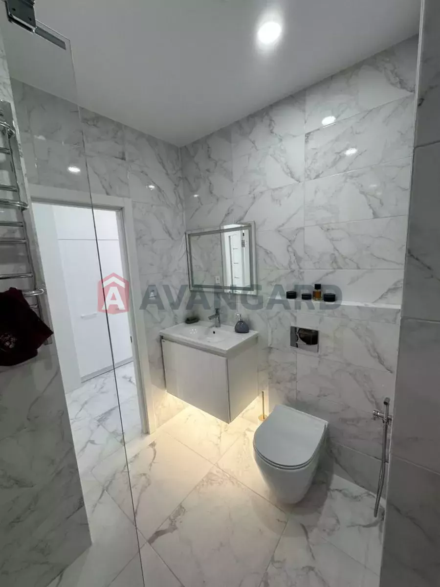 1 ��. ��������, 40/-/20 ��. �., 10/13 ������ ���� 10