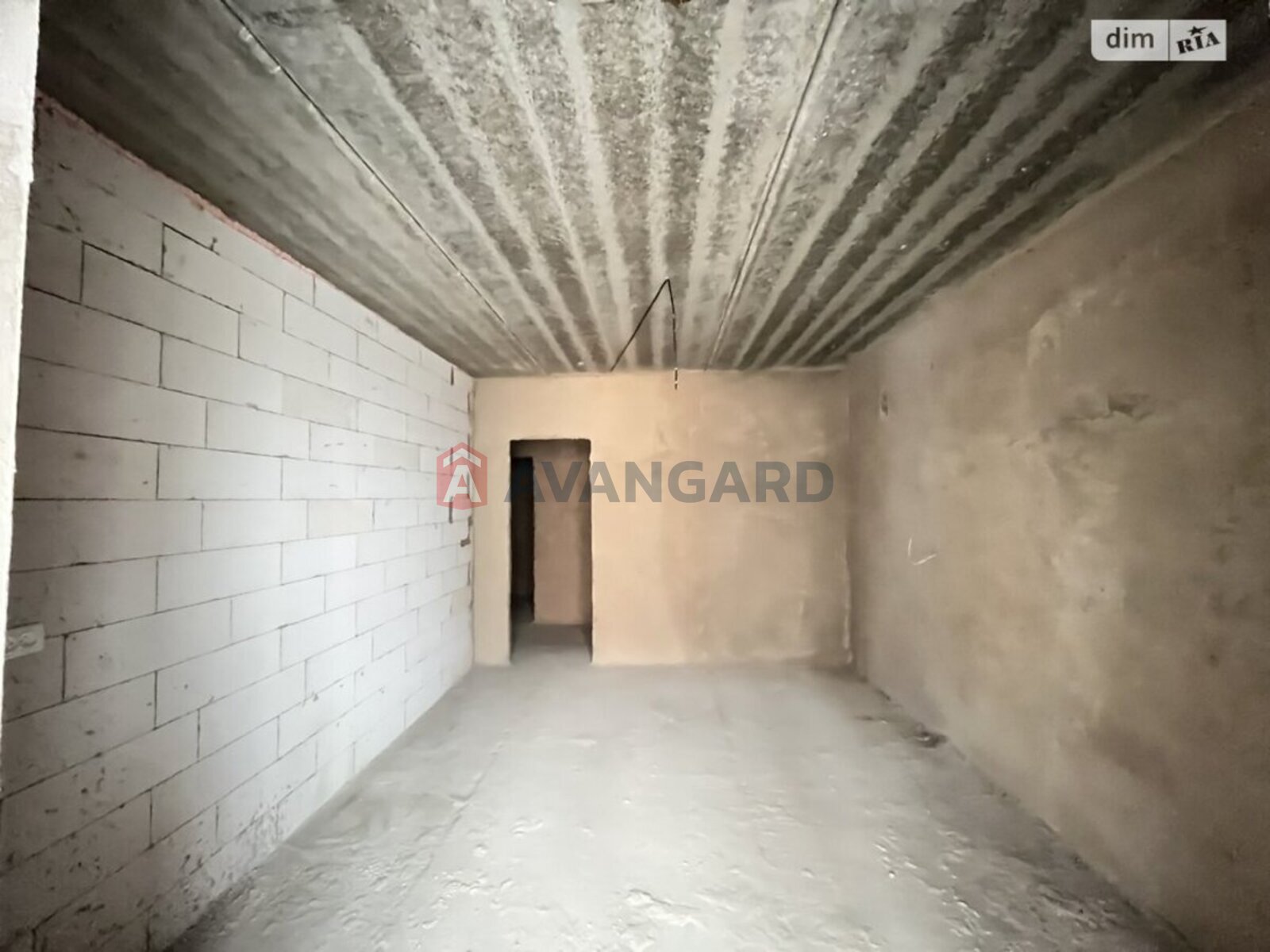 2 ����. ��������, 76/37/15 ��. �., 9/10 ���� ���� 4