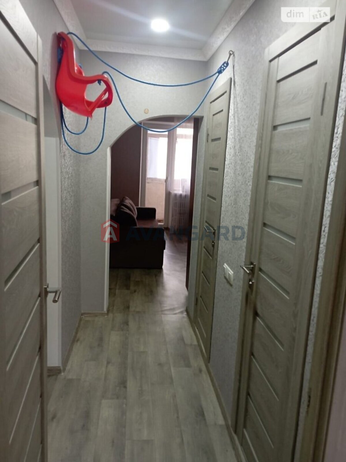 3 ����. ��������, 63/-/8 ��. �., 2/9 ���� ���� 6