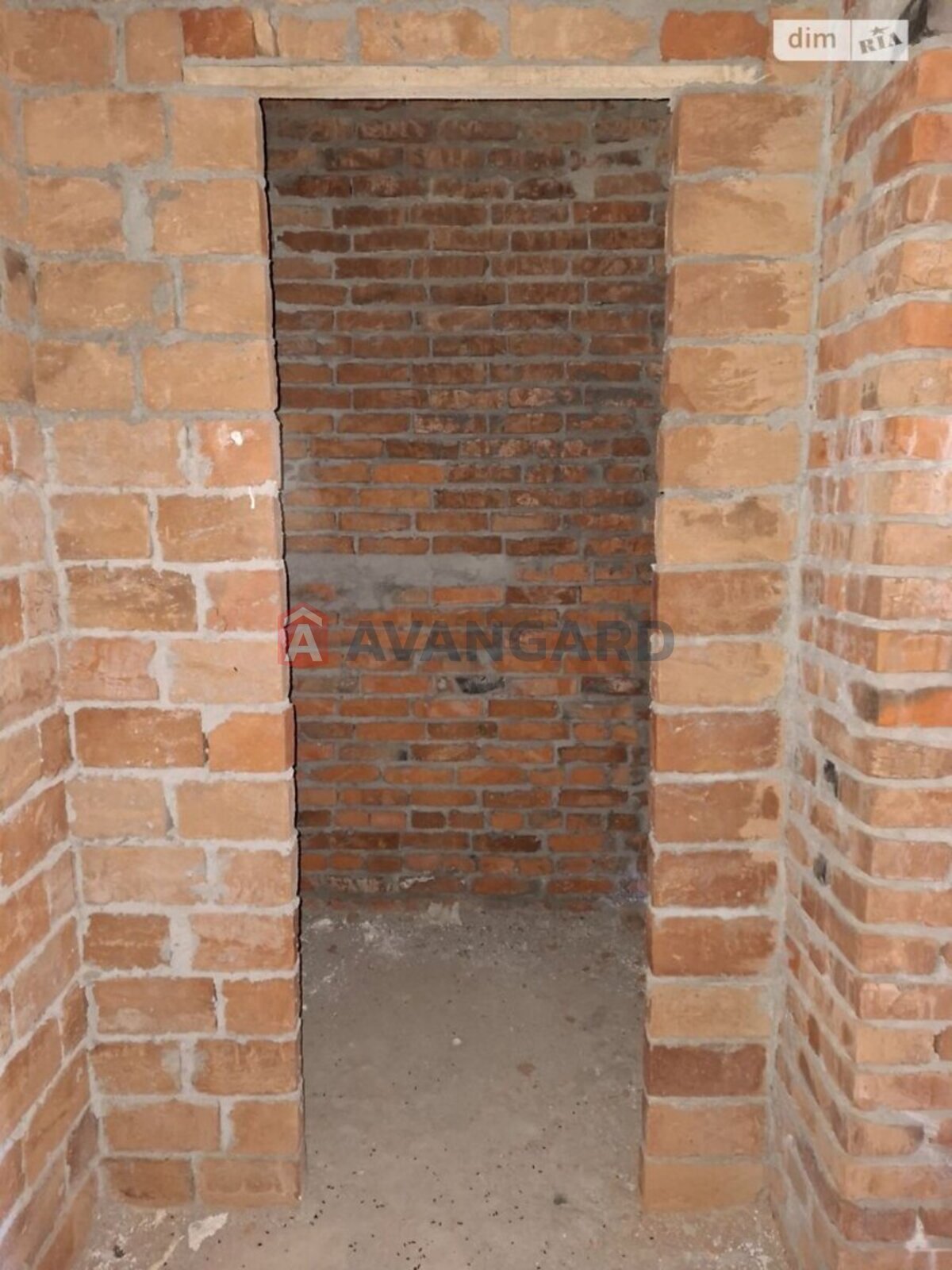 3 ��. ��������, 90/-/- ��. �., 10/10 ������ ���� 5