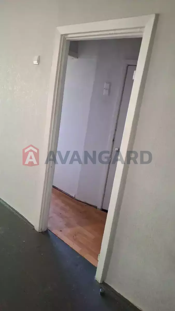 1 ��. ��������, 30/17/6 ��. �., 5/5 ������ ���� 7