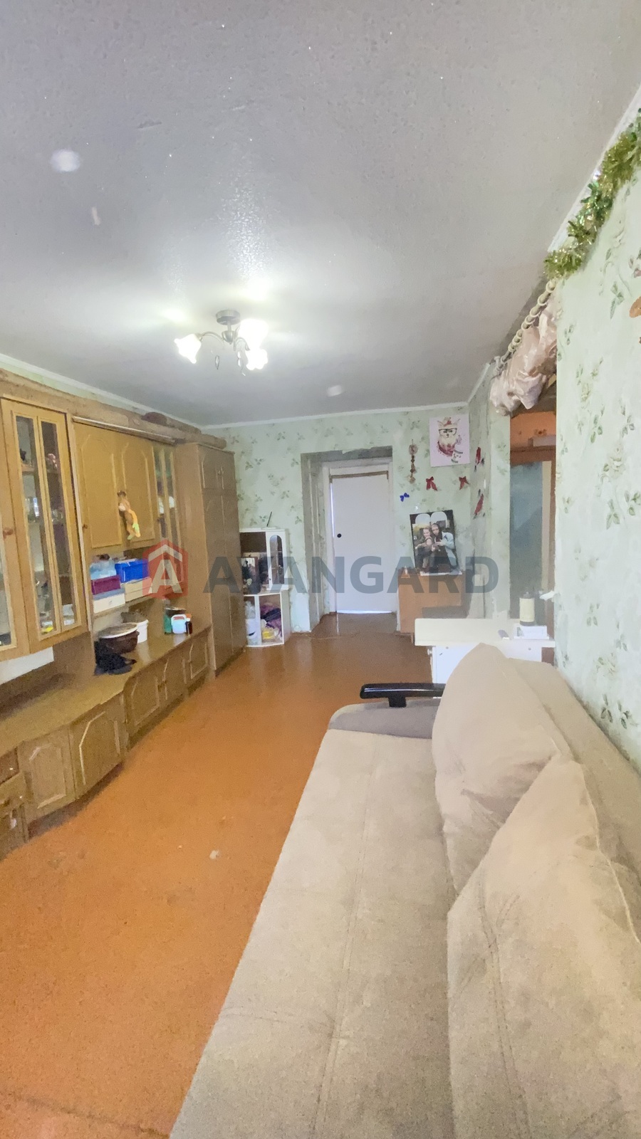 2 ��. ��������, 42/-/5 ��. �., 2/5 ������ ���� 21