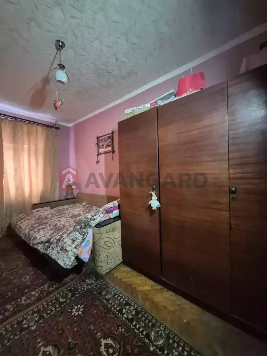 2 ����. ��������, 46/27/7 ��. �., 7/9 ���� ���� 5