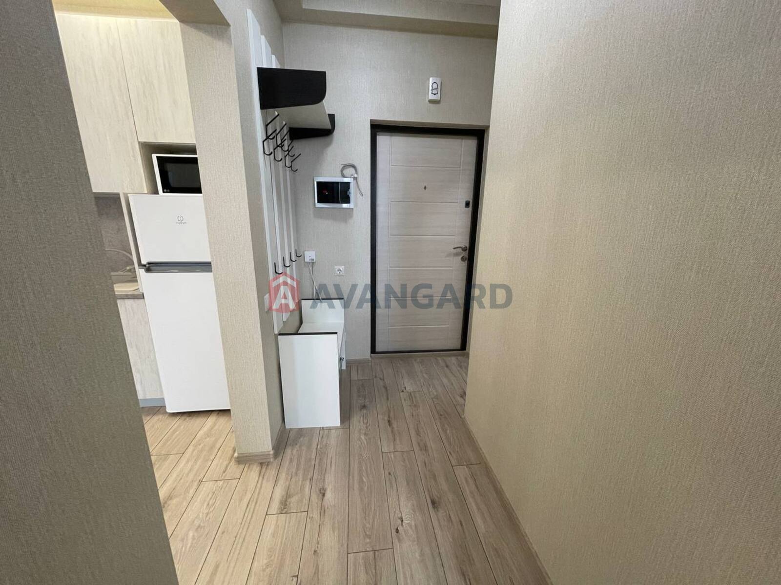 1 ����. ��������, 37/-/- ��. �., 14/16 ���� ���� 2