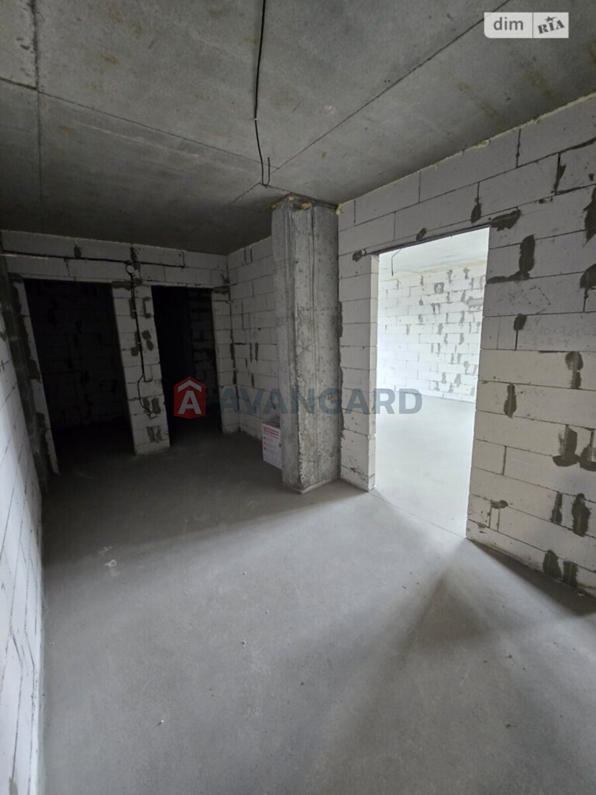 1 ��. ��������, 61/-/- ��. �., 6/10 ������ ���� 3