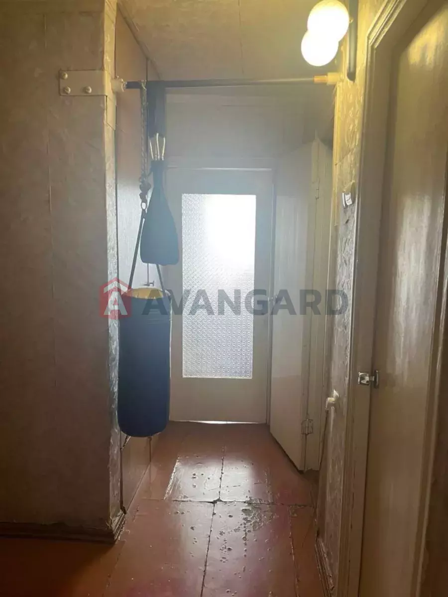 3 ��. ��������, 67/-/9 ��. �., 7/9 ������ ���� 7