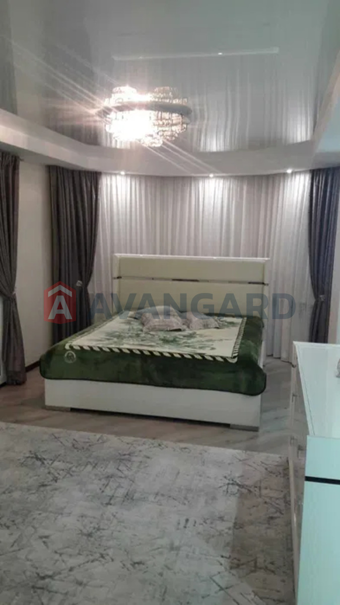 4 ��. ��������, 108/-/37 ��. �., 6/8 ������ ���� 17