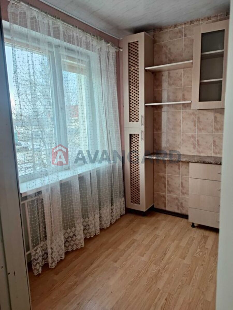 1 ��. ��������, 48/-/7 ��. �., 3/9 ������ ���� 9