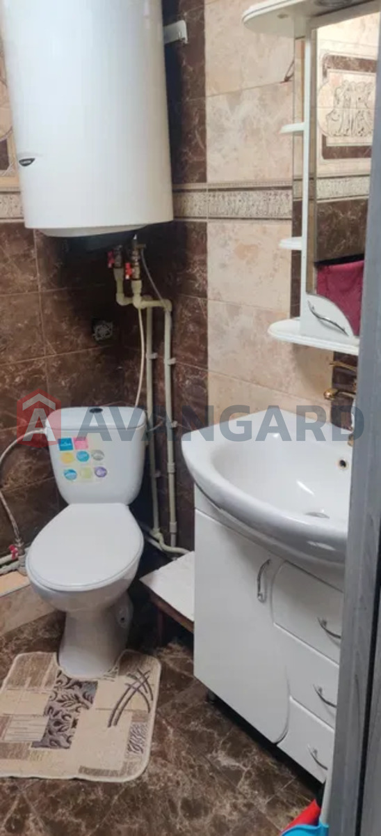 3 ��. ��������, 72/-/15 ��. �., 1/5 ������ ���� 22