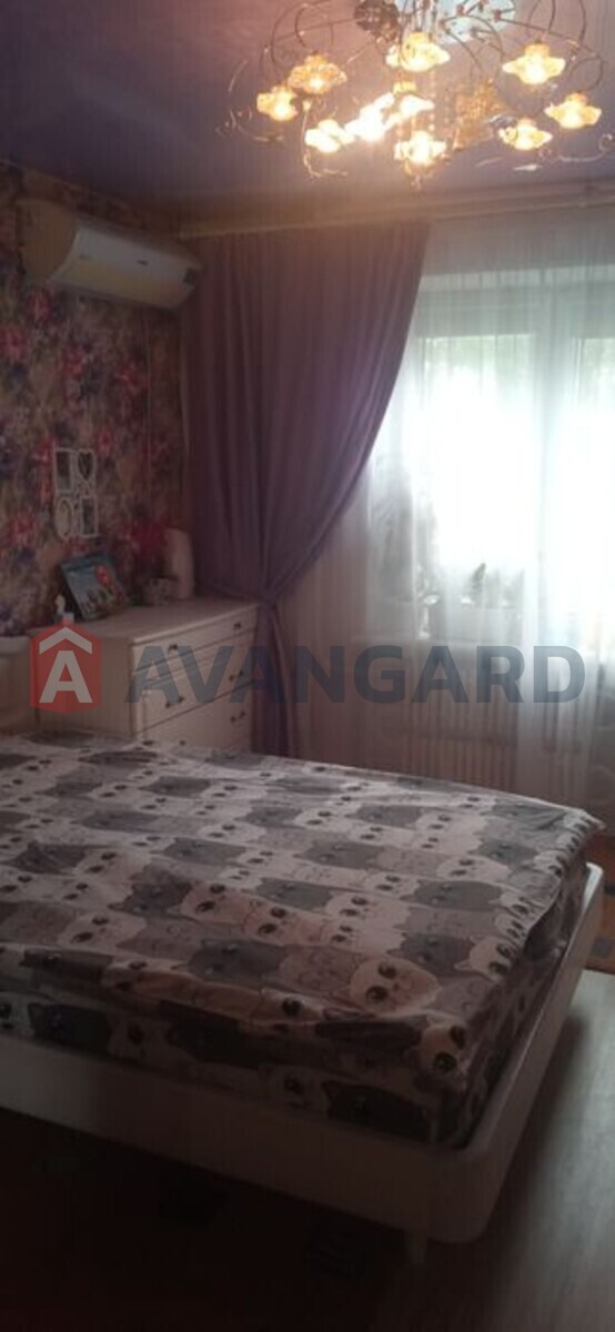 2 ��. ��������, 57/-/12 ��. �., 2/9 ������ ���� 6