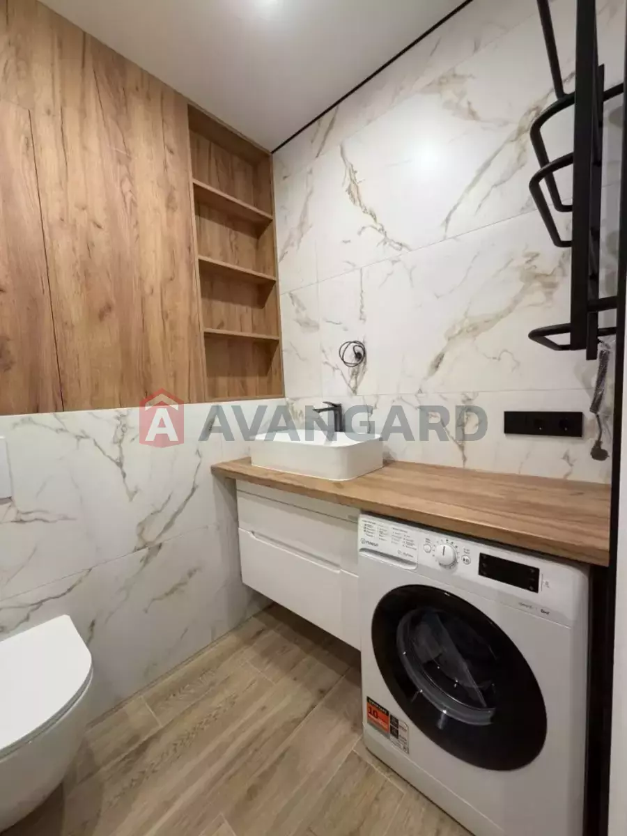 1 ��. ��������, 44/16/15 ��. �., 3/10 ������ ���� 9