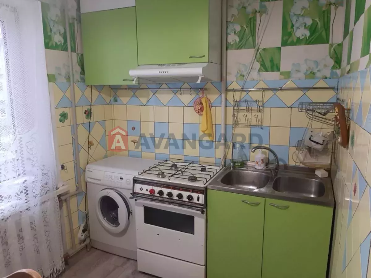 4 ��. ��������, 78/-/7 ��. �., 4/9 ������ ���� 1