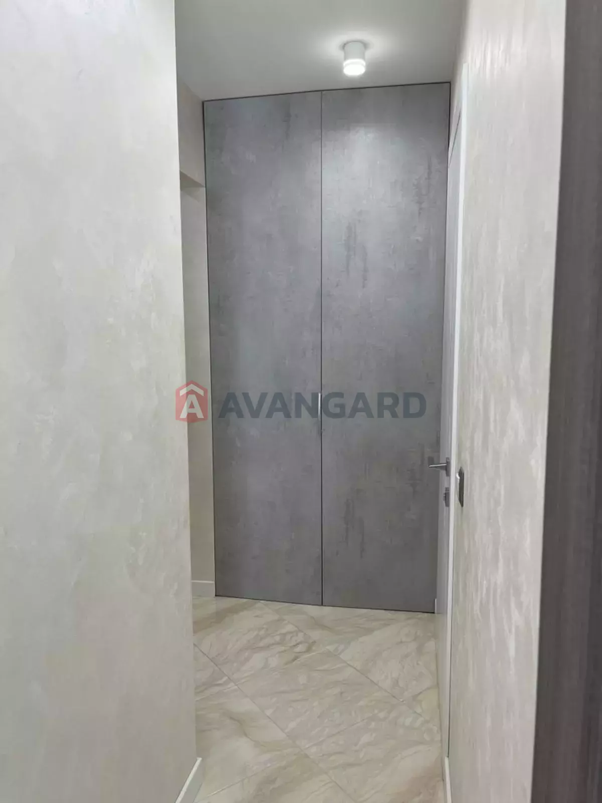 3 ��. ��������, 67/-/8 ��. �., 7/9 ������ ���� 4