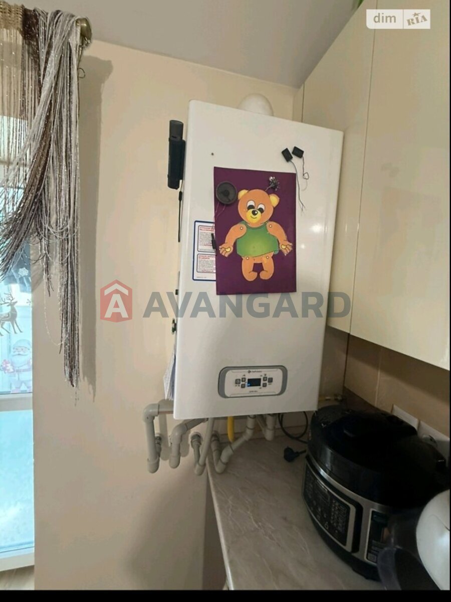 1 ����. ��������, 40/18/12 ��. �., 5/5 ���� ���� 20