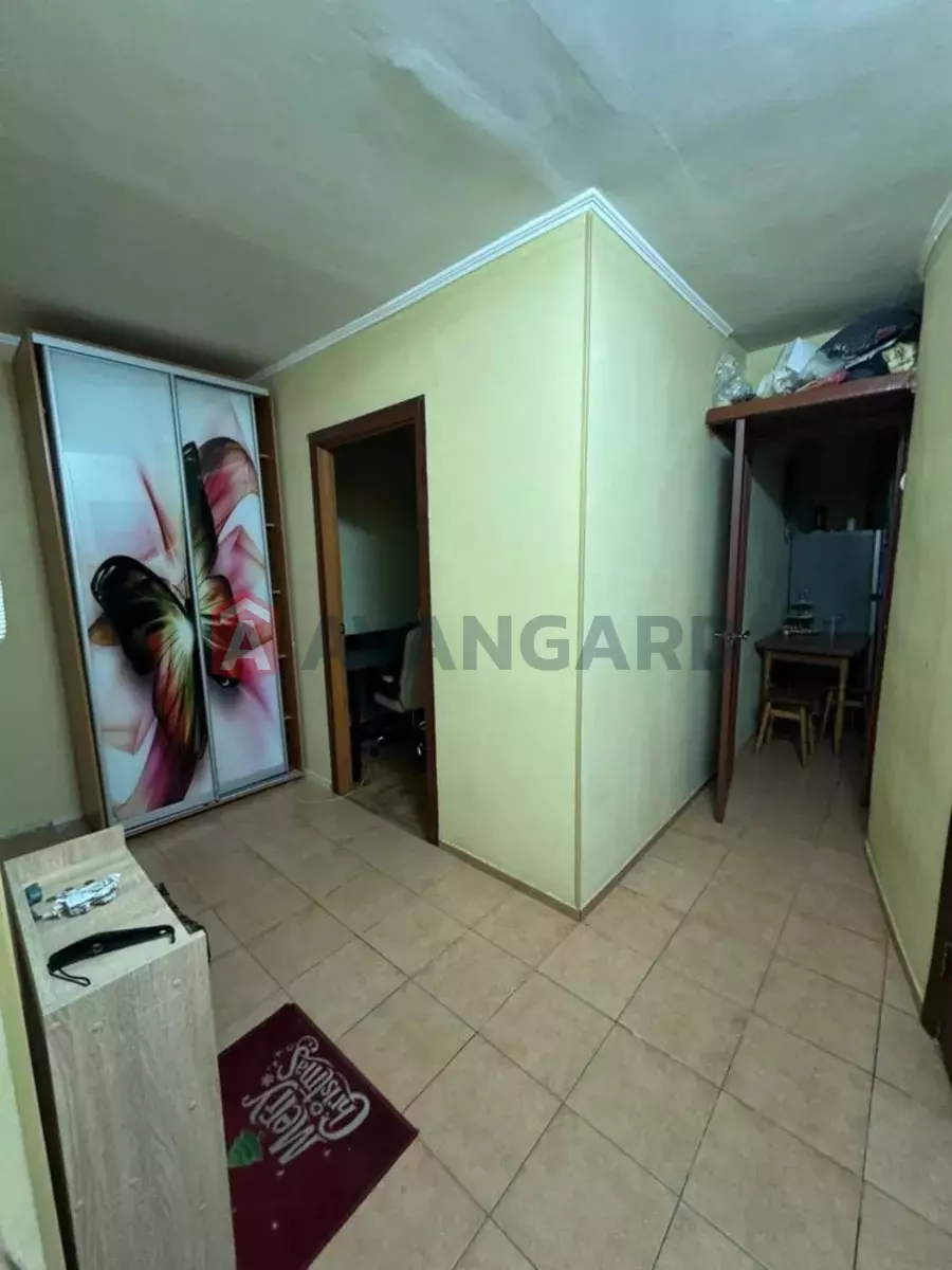 2 ����. ��������, 46/-/8 ��. �., 2/5 ���� ���� 2