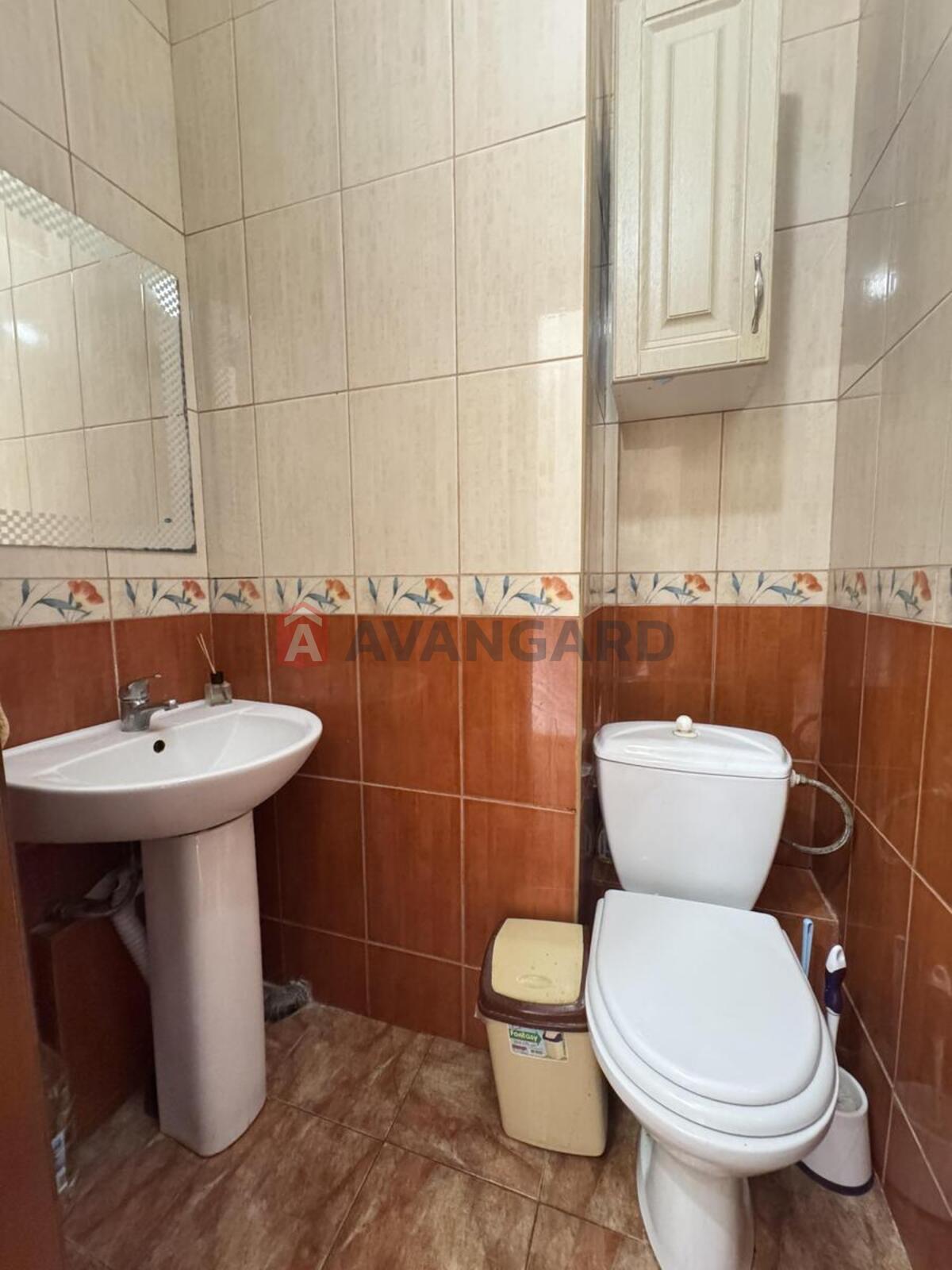 3 ����. ��������, 92/57/15 ��. �., 12/28 ���� ���� 14