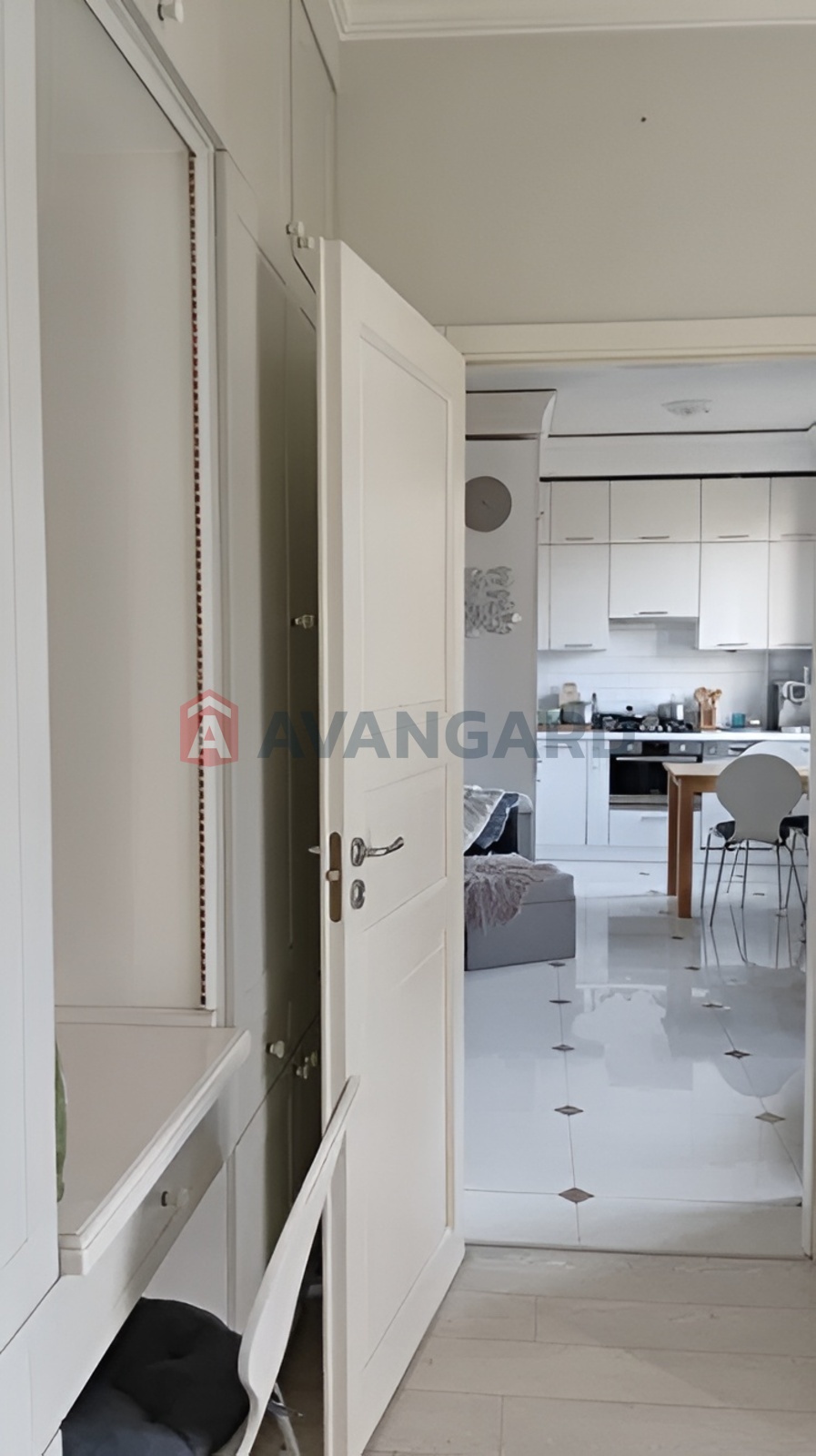 3 ��. ��������, 75/-/7 ��. �., 4/7 ������ ���� 3