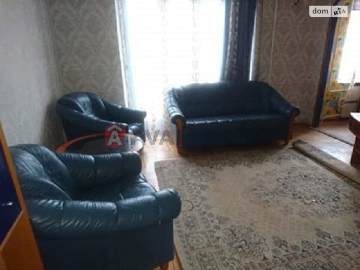 3 ��. ��������, 65/38/10 ��. �., 3/9 ������ ���� 1